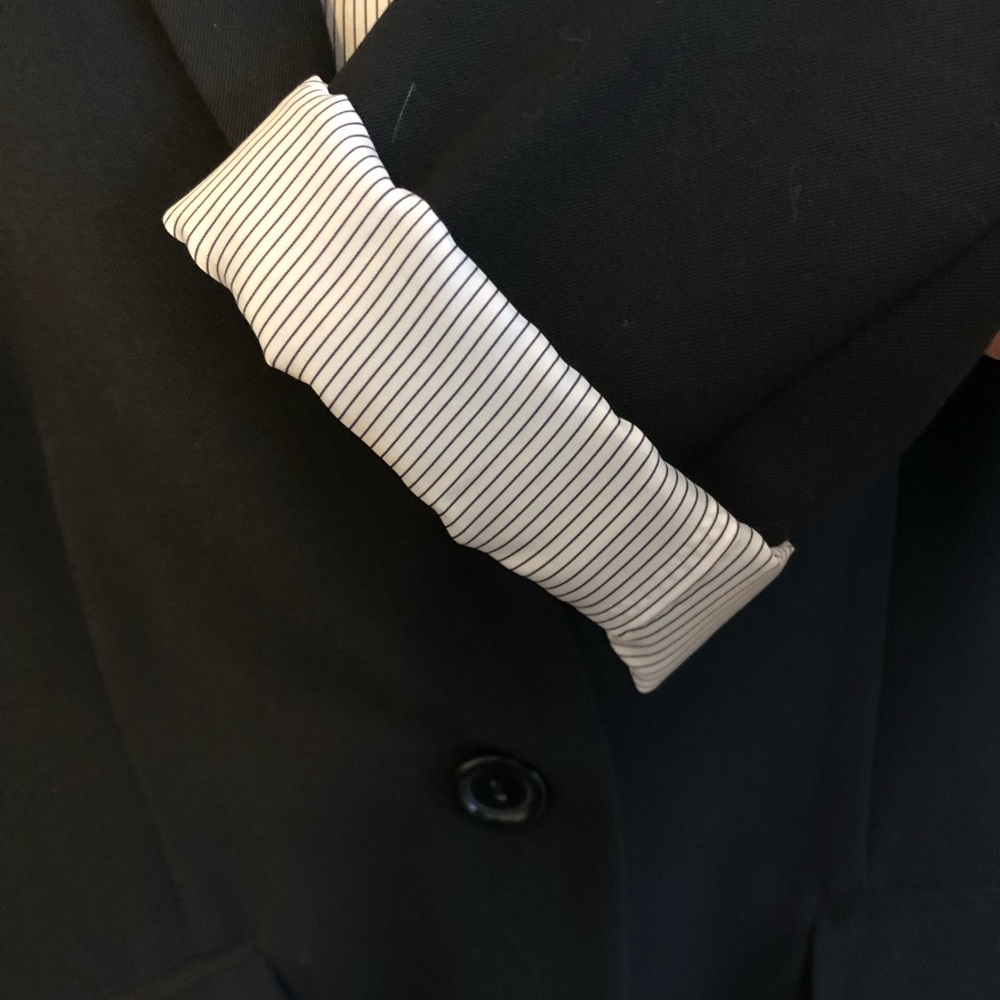 Black Blazer - Picture 2 of 3